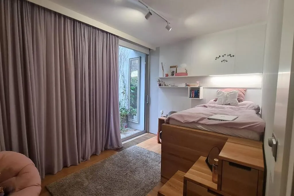 Exceptional Calm 3Br, 2.5Ba Apartment With Patio, Pool & Gym Prague 0*,  Czech Republic