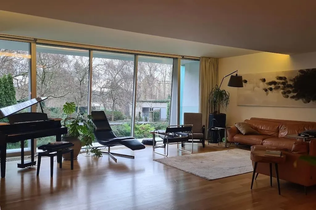 Exceptional Calm 3Br, 2.5Ba Apartment With Patio, Pool & Gym Prague 0*,  Czech Republic