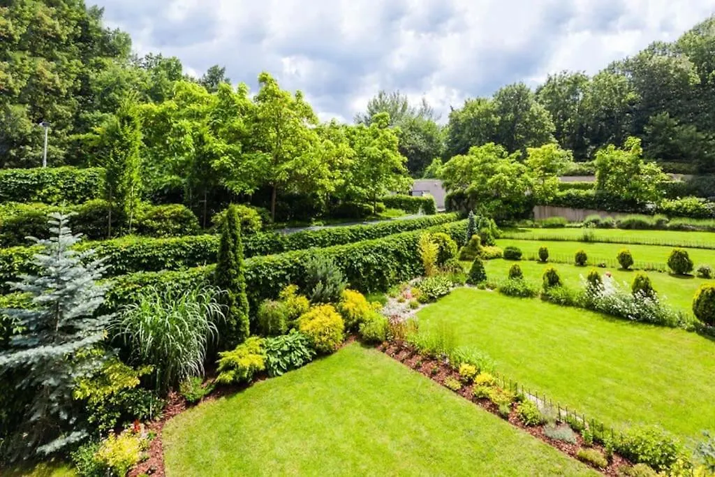 Exceptional Calm 3Br, 2.5Ba Apartment With Patio, Pool & Gym Prague 0*,