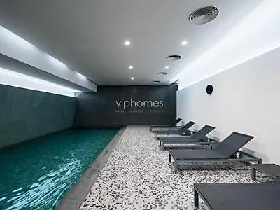 Exceptional Calm 3Br, 2.5Ba Apartment With Patio, Pool & Gym Prague